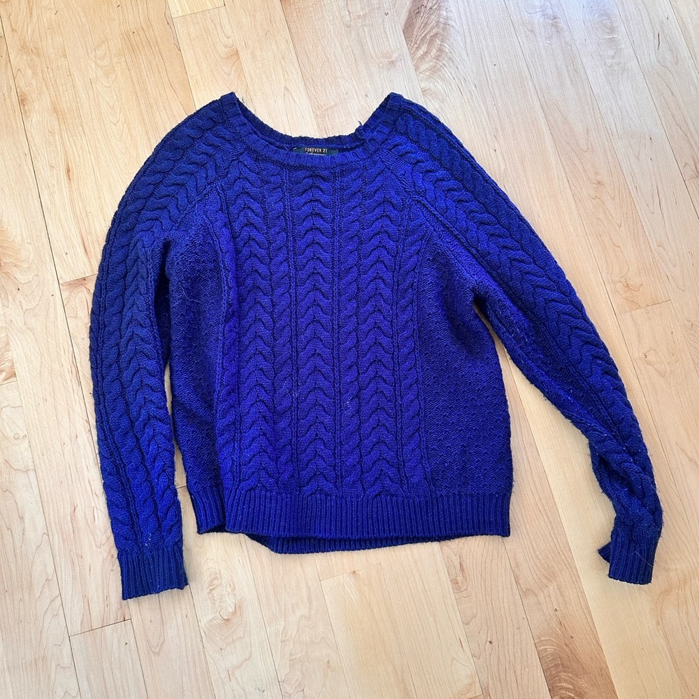 Forever 21 blue knit sweater